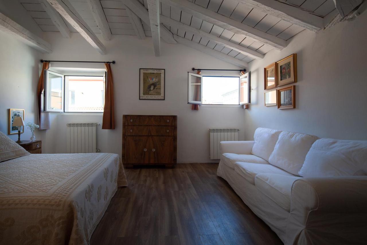 Serravallo'S Apartments Big Τεργέστη Εξωτερικό φωτογραφία